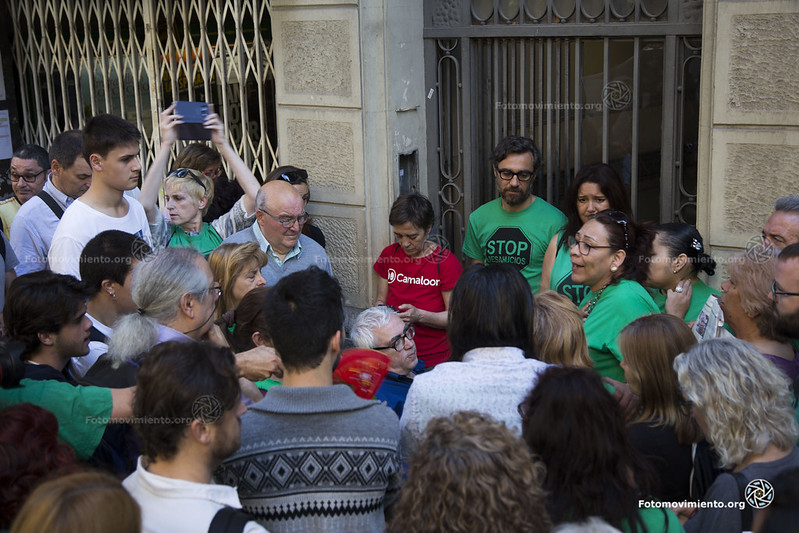 Desnonament al carrer Villarroel. Font: Fotomovimiento (Flickr) Desnonament al carrer Villarroel. Font: Fotomovimiento (Flickr)